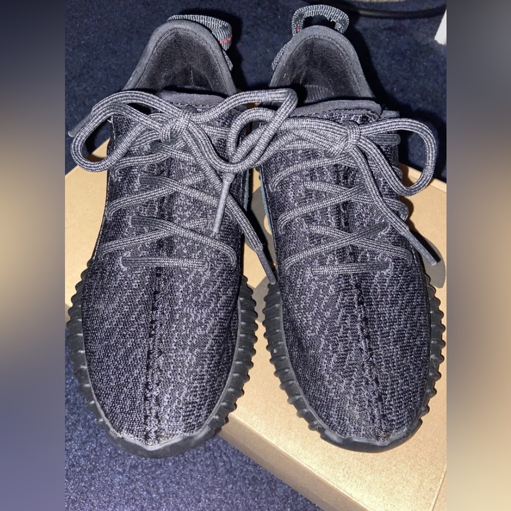 Yeezy boost pirate black